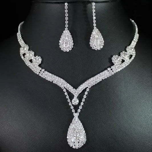 Bridal Water Drop Crystal Jewelry Set necklace (طقم مجوهرات الزفاف الكريستالي بتصميم قطرة الماء)