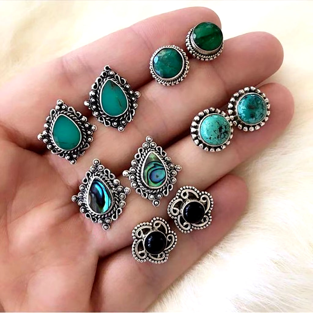 Bohemian Turquoise Gemstone Earrings (أقراط بوهيمية بحجر الفيروز - تصميم أنيق وعتيق)